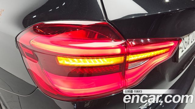 BMW X3 2019 — photo 9
