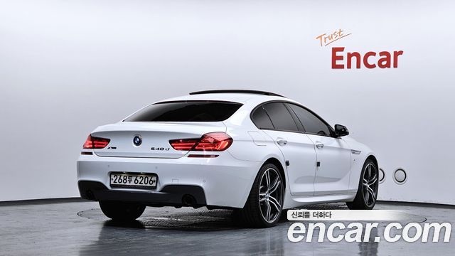 BMW 6-Series 2018 — photo 2