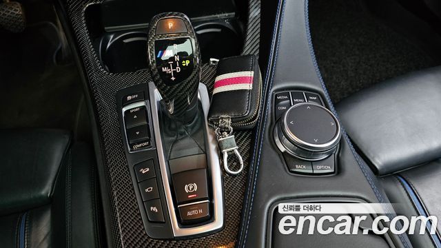 BMW 6-Series 2018 — photo 9