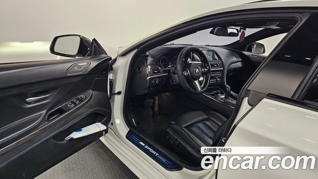 BMW 6-Series 2018 — photo 10