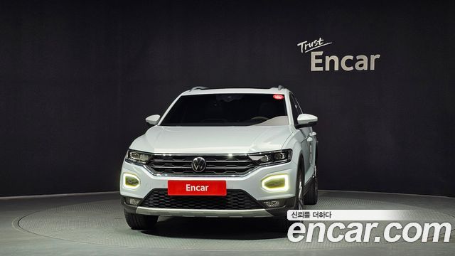 Volkswagen T-Roc 2021 — photo 3
