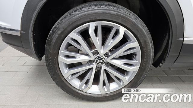 Volkswagen T-Roc 2021 — photo 5