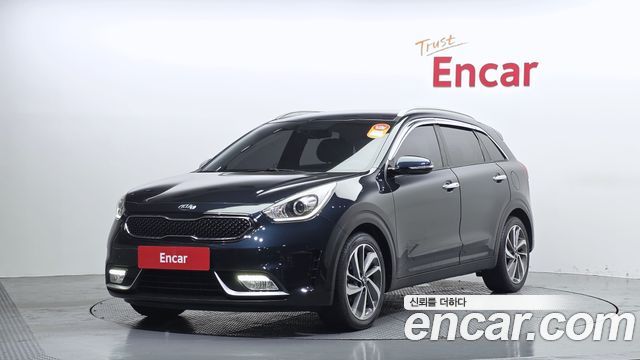 Kia Niro 2017 — photo 1