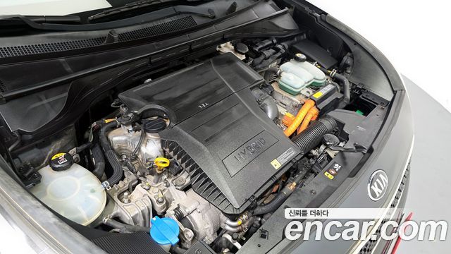 Kia Niro 2017 — photo 6