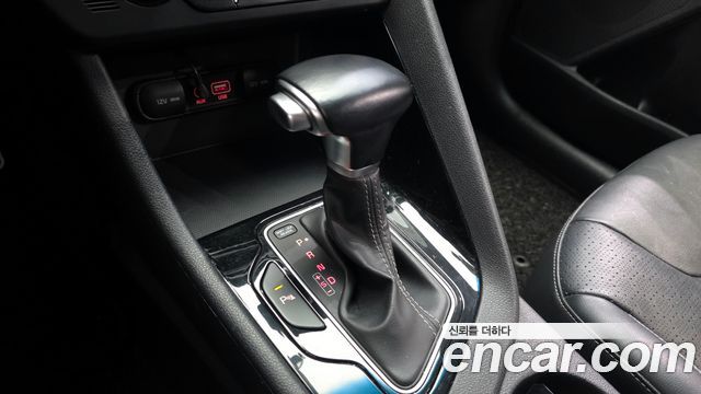 Kia Niro 2017 — photo 9