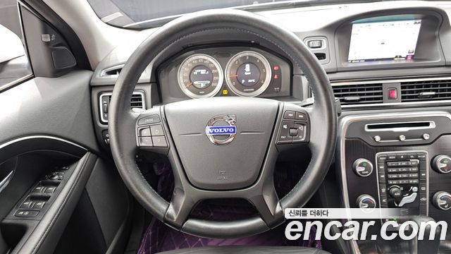 Volvo S80 2012 — photo 13