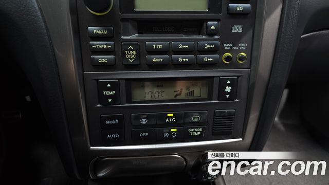 Hyundai AVANTE 2004 — photo 13