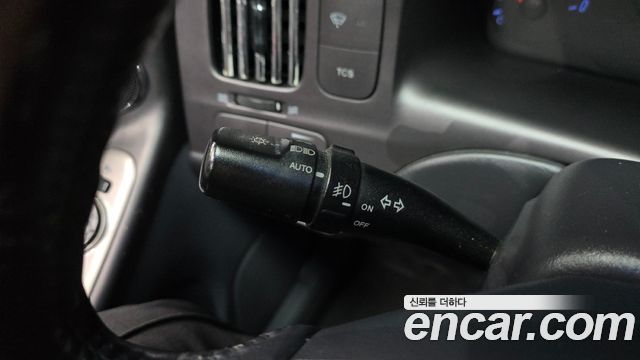 Hyundai AVANTE 2004 — photo 16