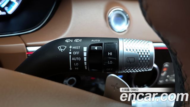 Genesis GV70 2021 — photo 19