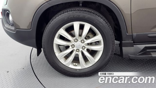 Kia Sorento 2011 — photo 5