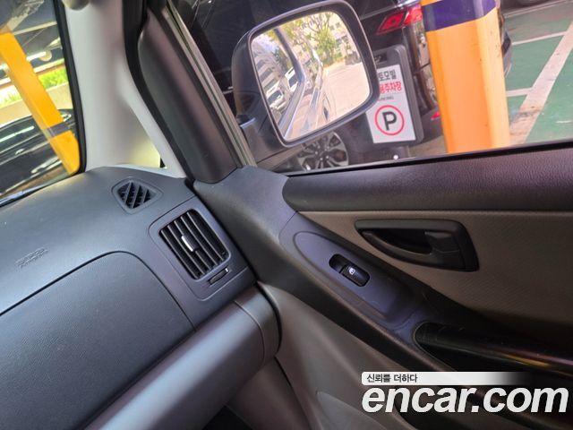 Hyundai Starex 2019 — photo 9