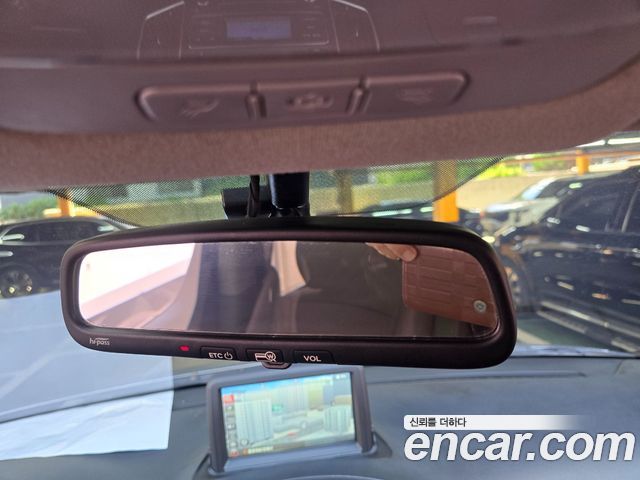 Hyundai Starex 2019 — photo 10