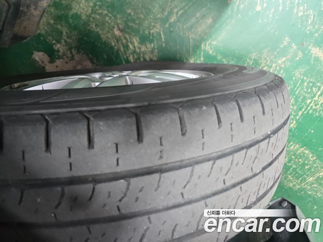 Hyundai Starex 2019 — photo 18
