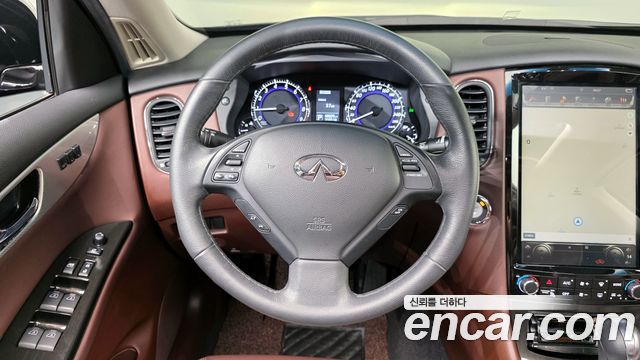 Infiniti QX50 2017 — photo 19