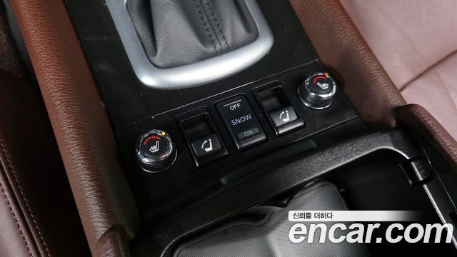 Infiniti QX50 2017 — photo 24