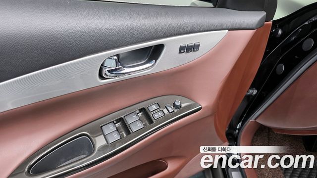 Infiniti QX50 2017 — photo 25