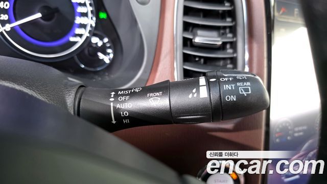 Infiniti QX50 2017 — photo 26