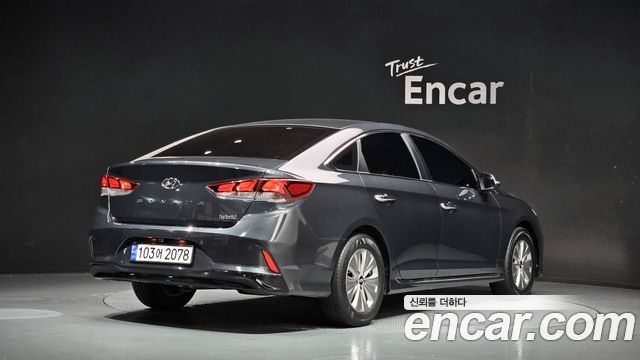 Hyundai Sonata 2018 — photo 2