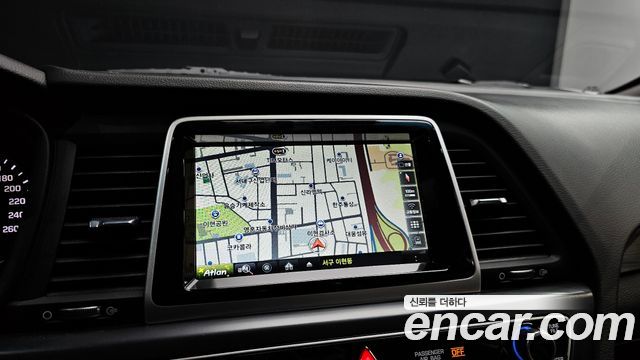 Hyundai Sonata 2018 — photo 13