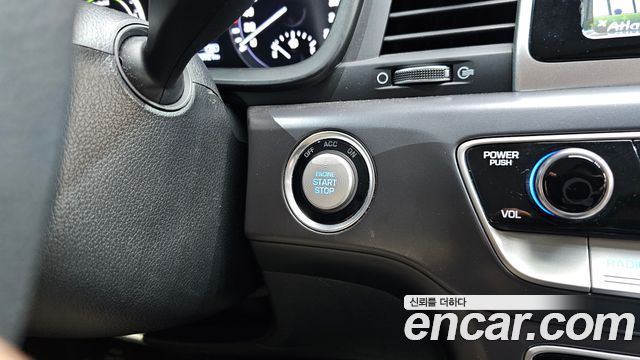 Hyundai Sonata 2018 — photo 18