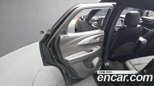 Chevrolet Korea Trailblazer 2022 — photo 15