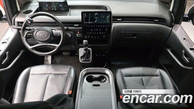Hyundai Staria 2022 — photo 7
