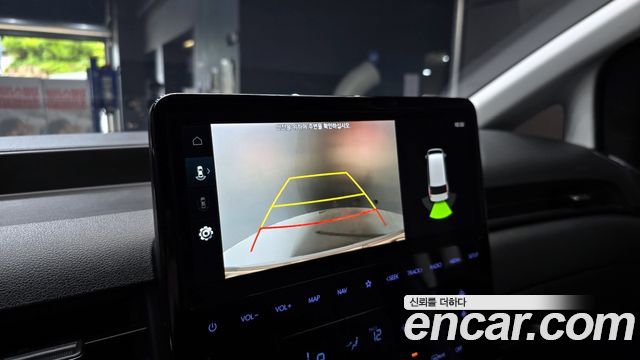 Hyundai Staria 2022 — photo 14