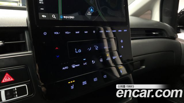 Hyundai Staria 2022 — photo 17