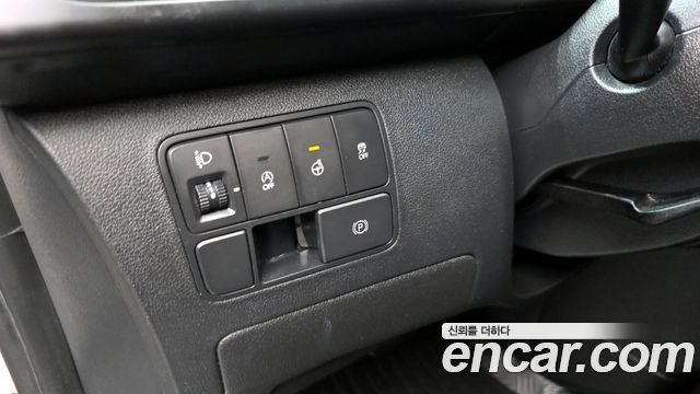 Hyundai Staria 2022 — photo 18