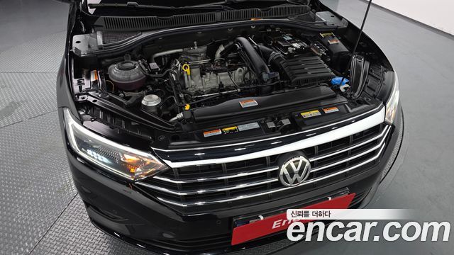 Volkswagen Jetta 2021 — photo 6