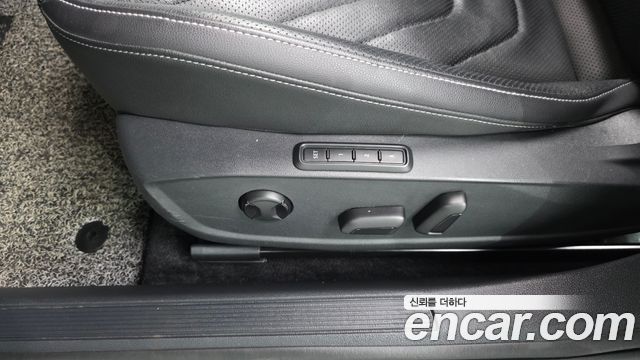 Volkswagen Jetta 2021 — photo 28