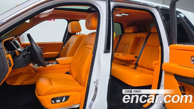 Rolls-Royce Cullinan 2022 — photo 19