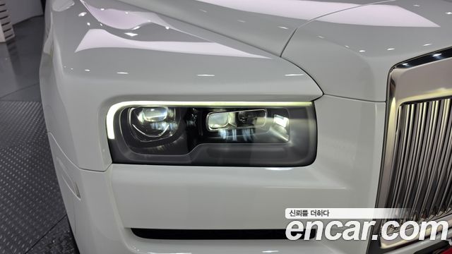 Rolls-Royce Cullinan 2022 — photo 8