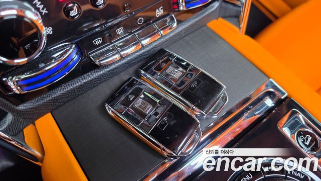 Rolls-Royce Cullinan 2022 — photo 33