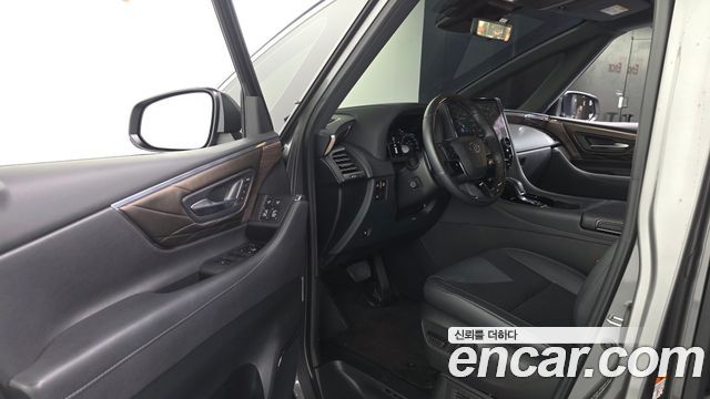 Toyota Alphard 2025 — photo 13