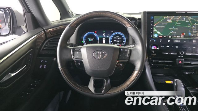 Toyota Alphard 2025 — photo 19