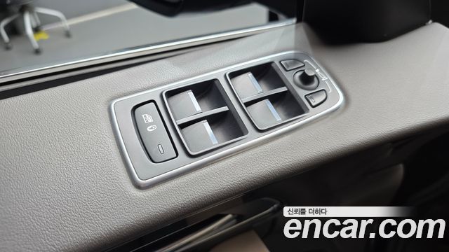 Jaguar F-PACE 2019 — photo 19
