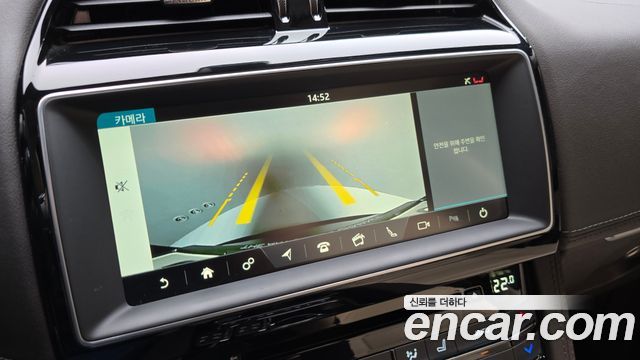 Jaguar F-PACE 2019 — photo 23