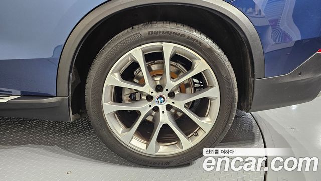 BMW X5 2020 — photo 7
