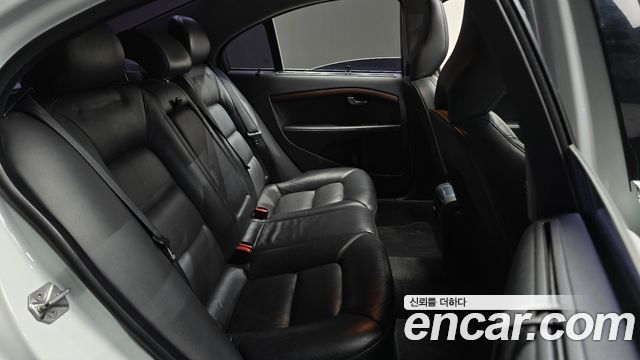 Volvo S80 2014 — photo 11