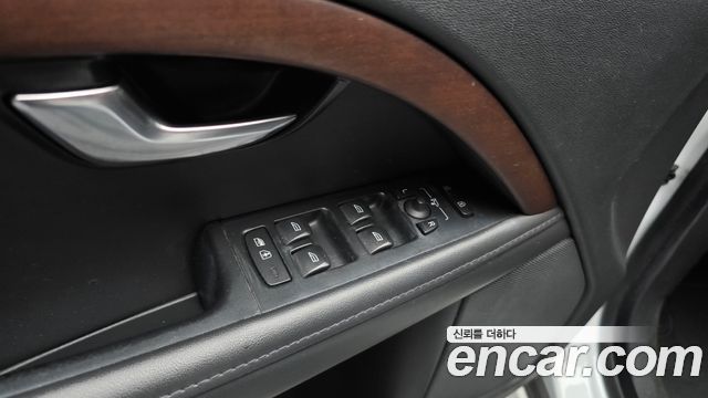 Volvo S80 2014 — photo 17