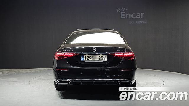 Mercedes-Benz S-Class 2022 — photo 4