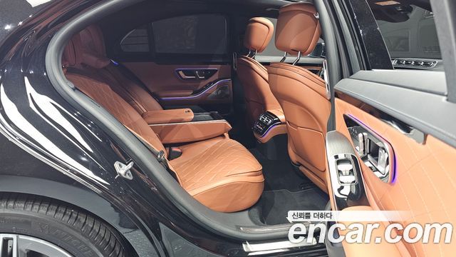 Mercedes-Benz S-Class 2022 — photo 11
