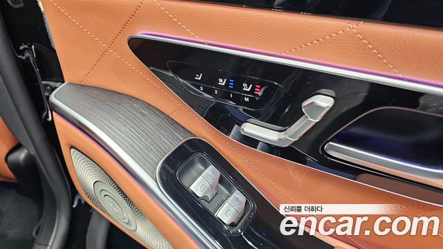 Mercedes-Benz S-Class 2022 — photo 18