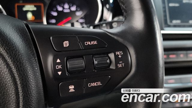 Kia Canival 2018 — photo 22