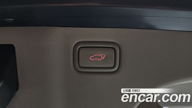 Kia Canival 2018 — photo 24