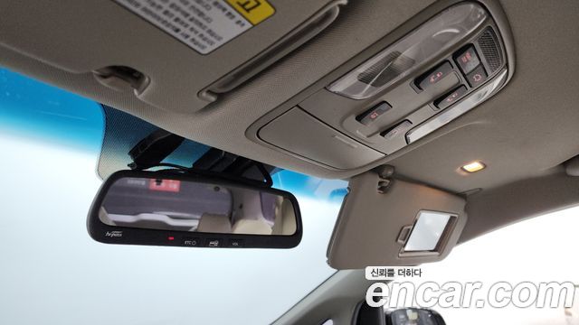 Kia Canival 2018 — photo 30