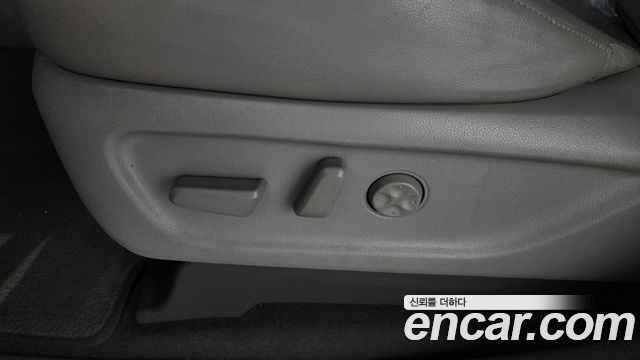 Kia Canival 2018 — photo 31
