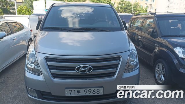 Hyundai Starex 2017 — photo 2