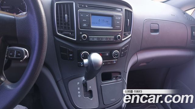 Hyundai Starex 2017 — photo 8